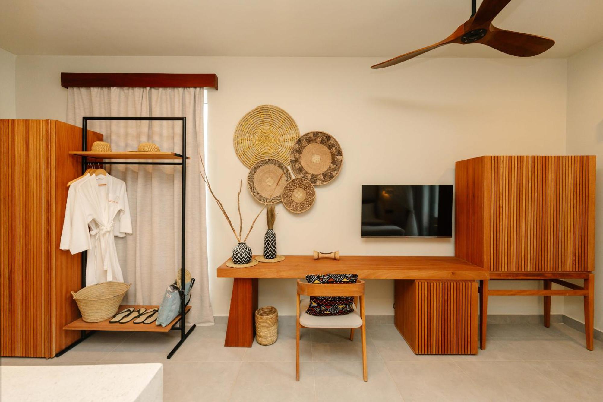 Samawa Living Hotel Paje Bagian luar foto